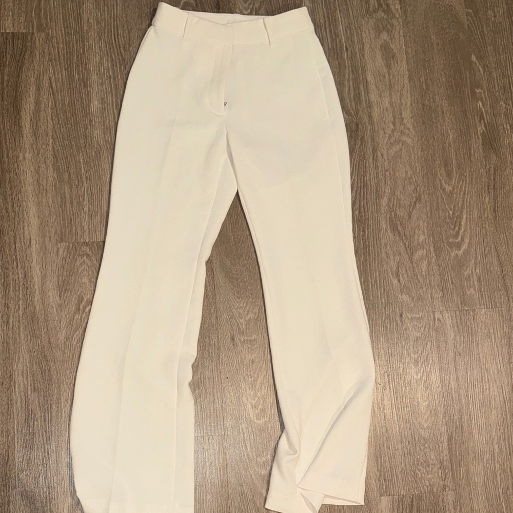 Aritzia Cream Women's Trousers